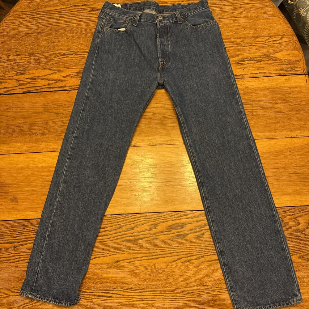 Levi 501 Mens Blue Jeans 34x32 Straight Leg Button Fly (31x31)